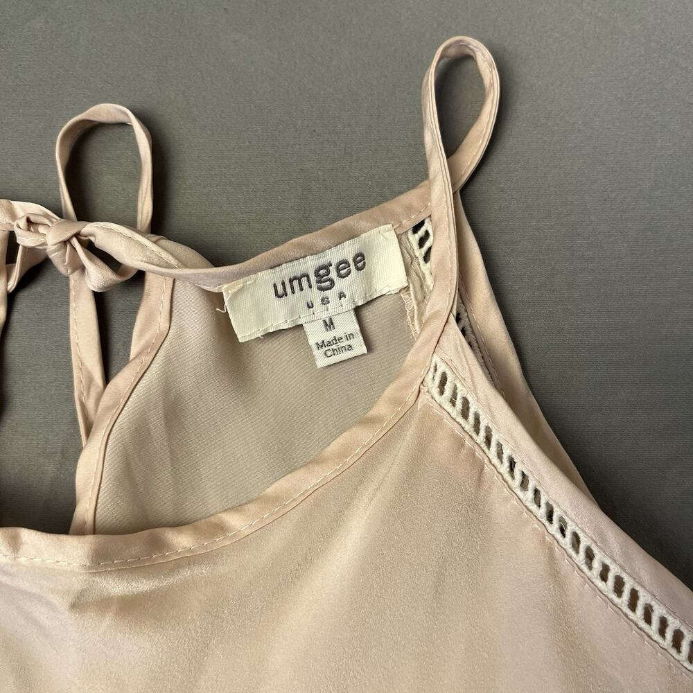 UMGEE Satin Medium Lace Trim Back Tie Ruffle Tan/Cream Top - Picture 6 of 9